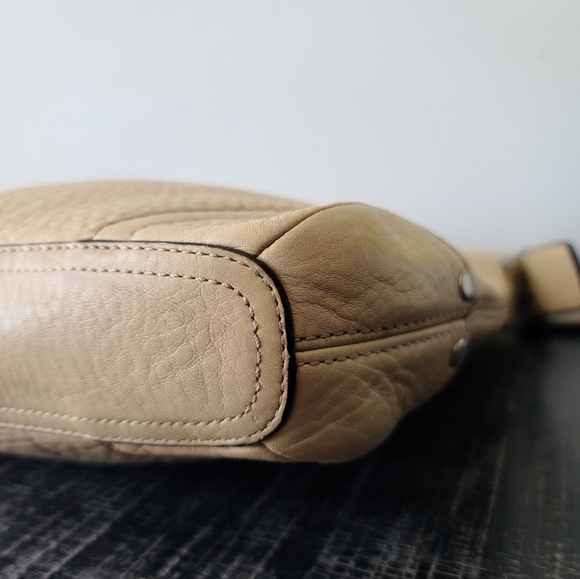 Coach Vintage Pebbled Leather Crossbody Bag #F12319 - Picture 6 of 11